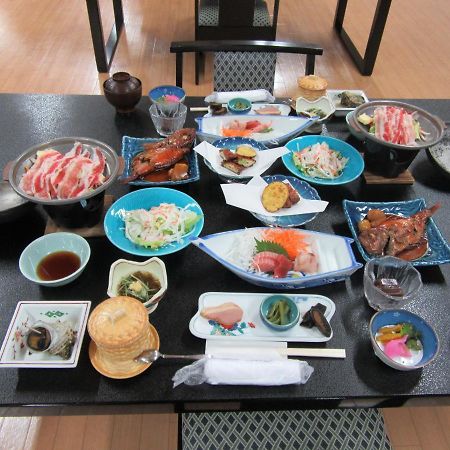 Shimoda Ocean Park Hotel Экстерьер фото
