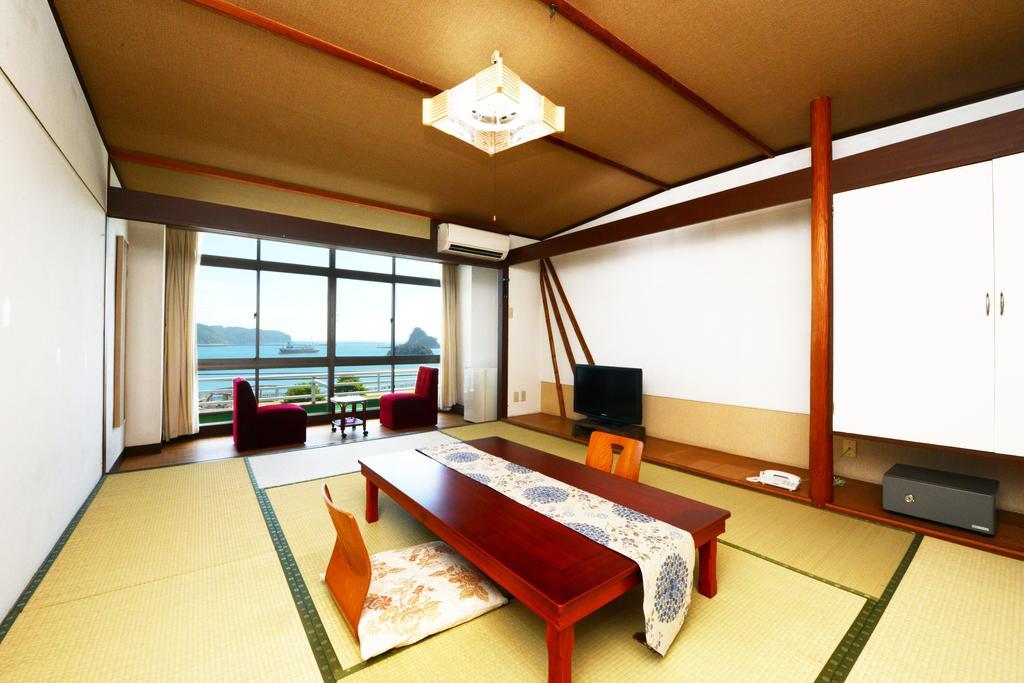 Shimoda Ocean Park Hotel Экстерьер фото